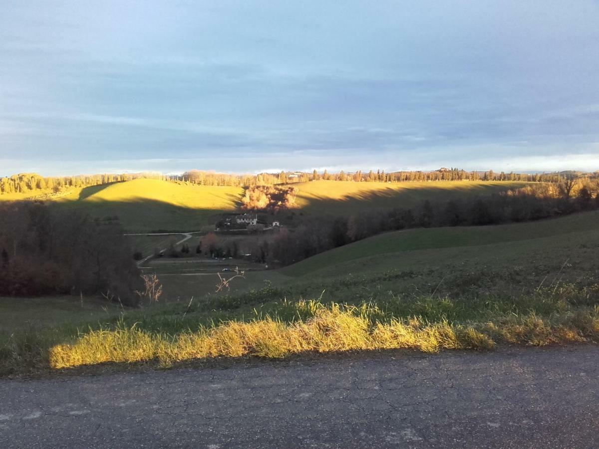 체르탈도 Agriturismo Il Torrione 빌라 외부 사진