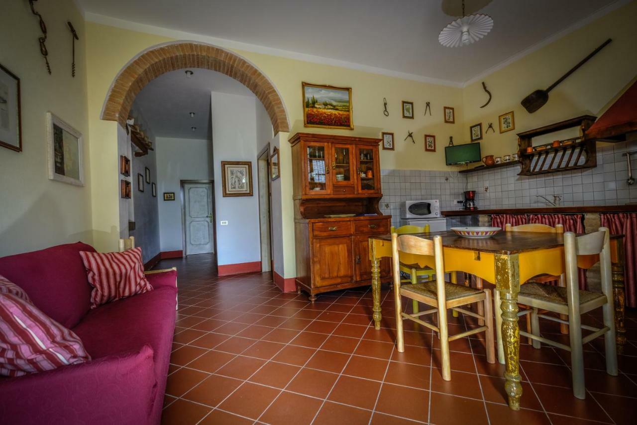 Agriturismo Il Torrione 체르탈도 외부 사진
